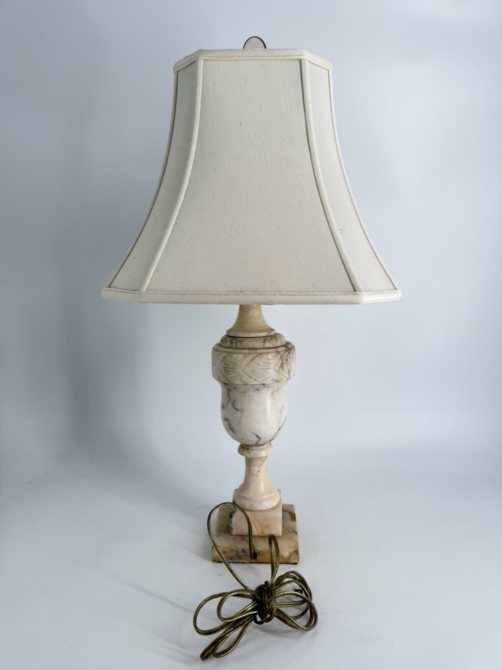 VINTAGE White Alabaster Urn Lamp w/ Shade