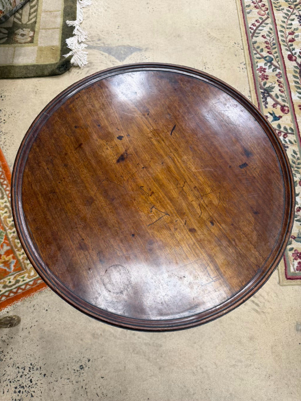 ANTIQUE ROUND Wood Tilt-Top Pedestal Table