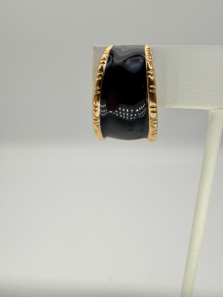 ST. JOHN Navy Blue & Gold Tone Clip On Earrings