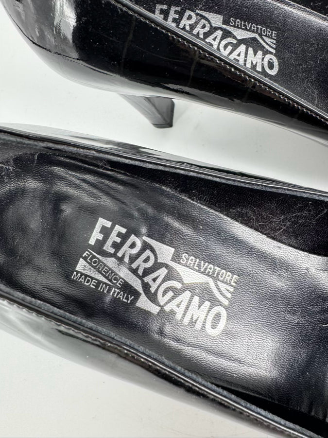 SALVATORE FERRAGAMO Size 7 Black Embossed Leather Heels
