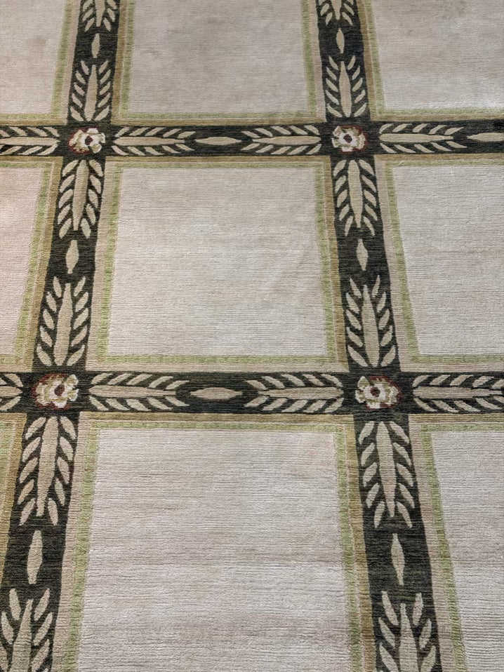 Cream & Olive Trellis Wool Area Rug