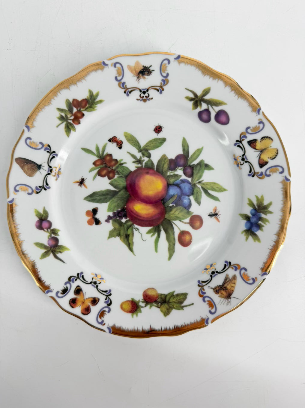 VICTORIA ROYALS Multi Colored China Setting of 4 Salad & 4 Dinner Plates