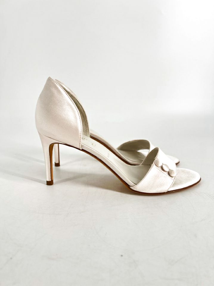 SOMETHING BLEU Size 7 Blush Satin Heels