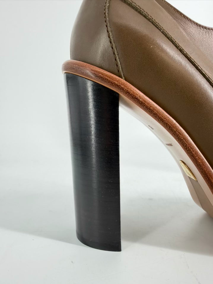 CHLOE Size 39 Olive Heels