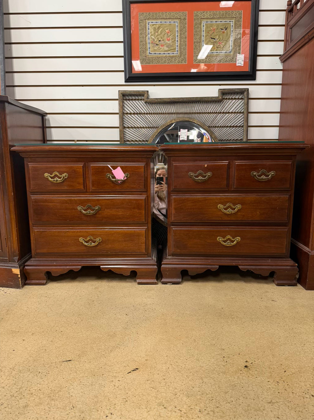 THOMASVILLE Wood Pair Of Nightstand w/ Glass Protective Tops