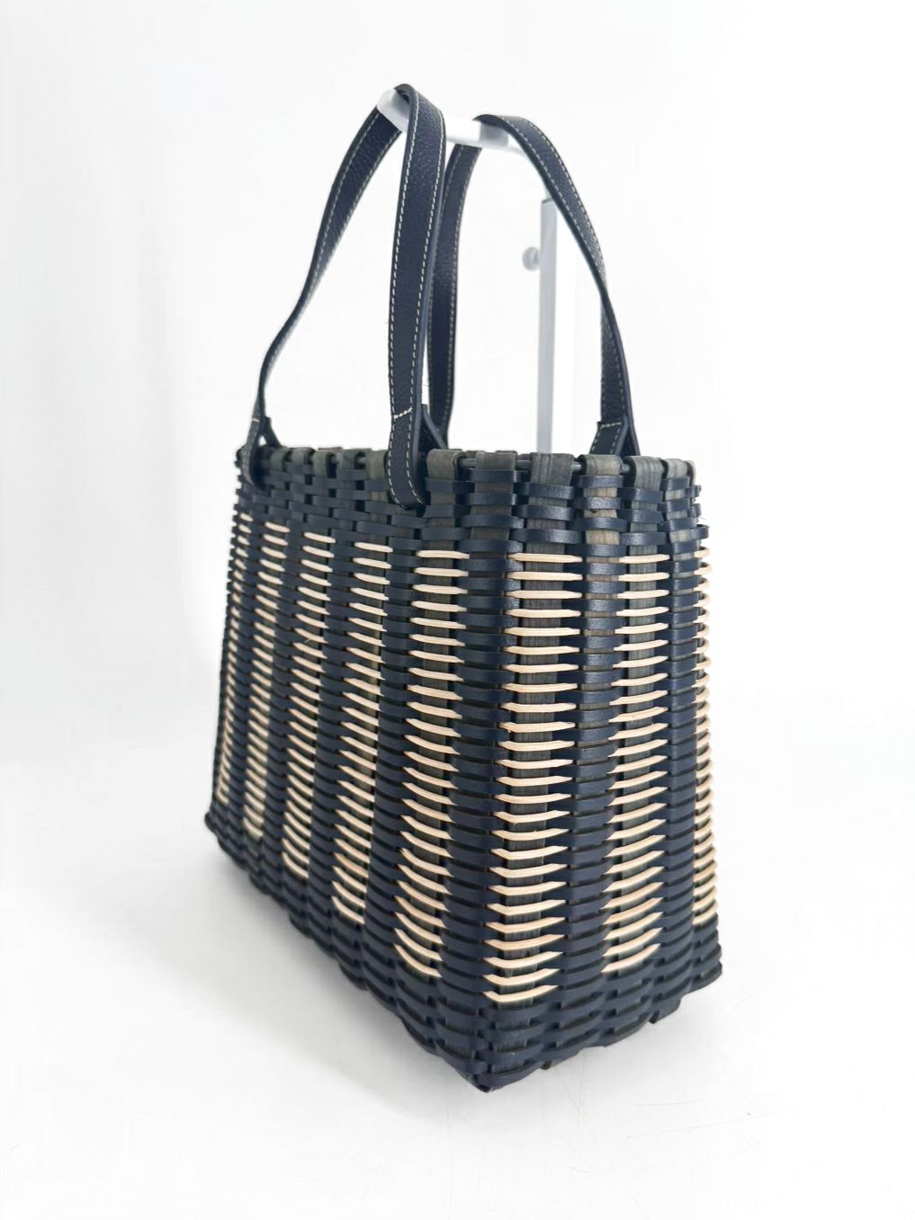 J MCLAUGHLIN Navy & Cream Wicker Stripe Purse NWT