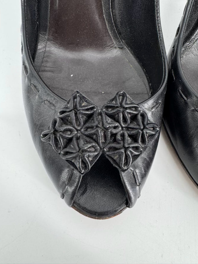 BOTTEGA VENETA Size 40 Black Leather Intrecciato Weave Peep Toe Heels