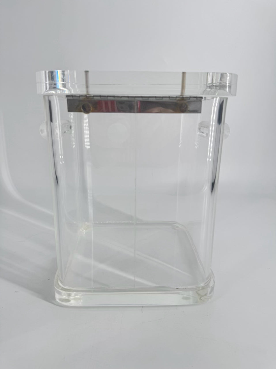 VINTAGE WILARDY Lucite Square Ice Bucket