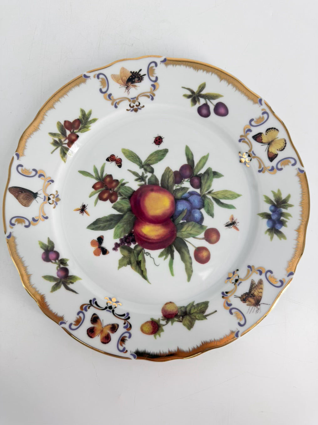 VICTORIA ROYALS Multi Colored China Setting of 4 Salad & 4 Dinner Plates