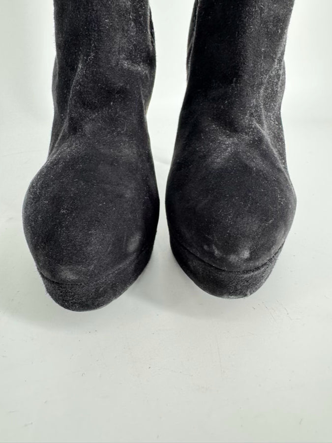 YVES SAINT LAURENT Size 38.5 Black Suede Knee-High Boots