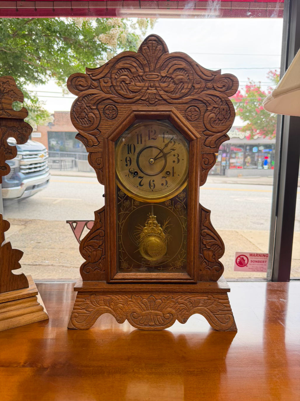 NEW HAVEN CLOCK COMPANY Medium Oak Clock