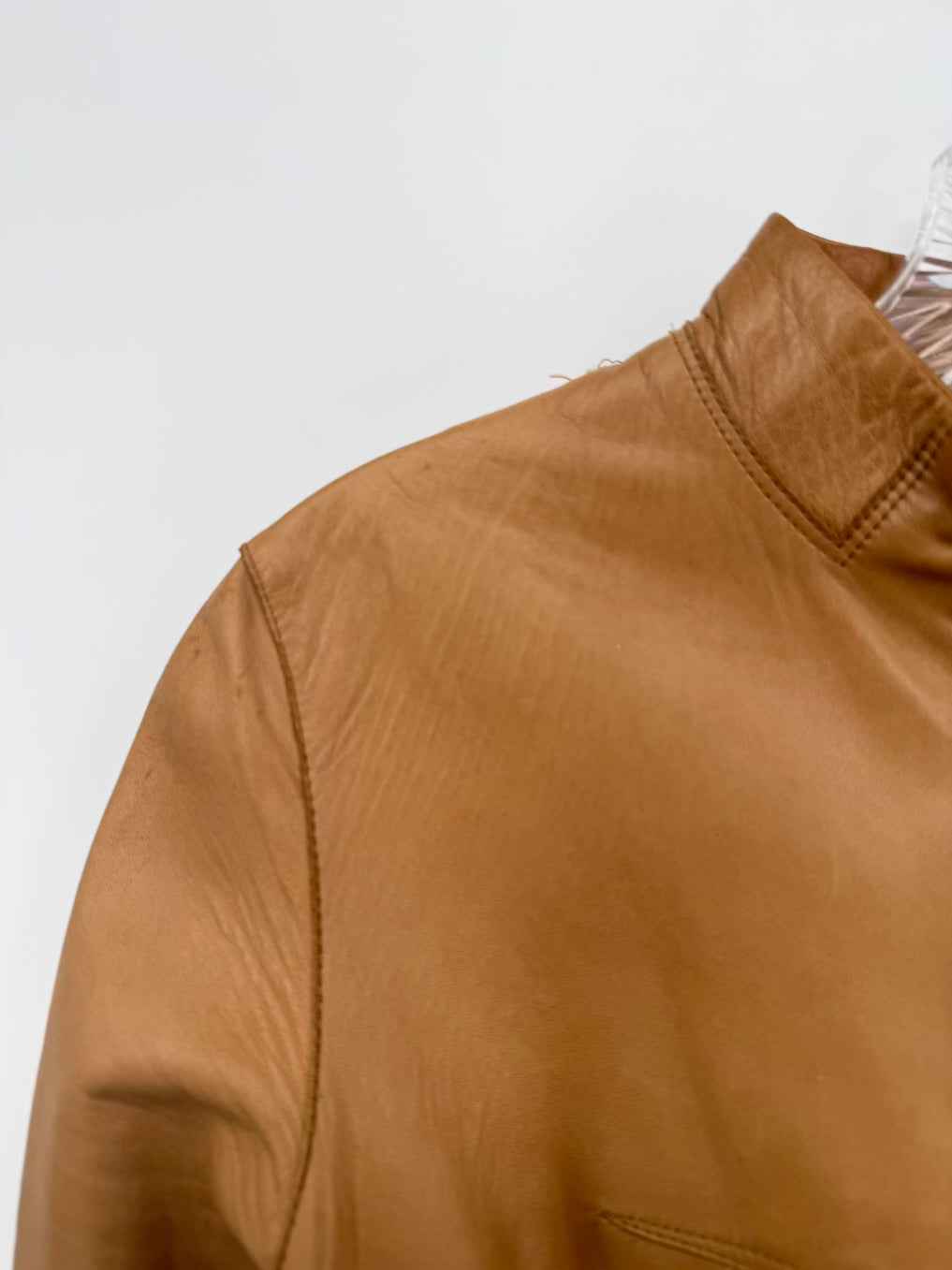 Wmn's Size 40 Tan Leather Jacket