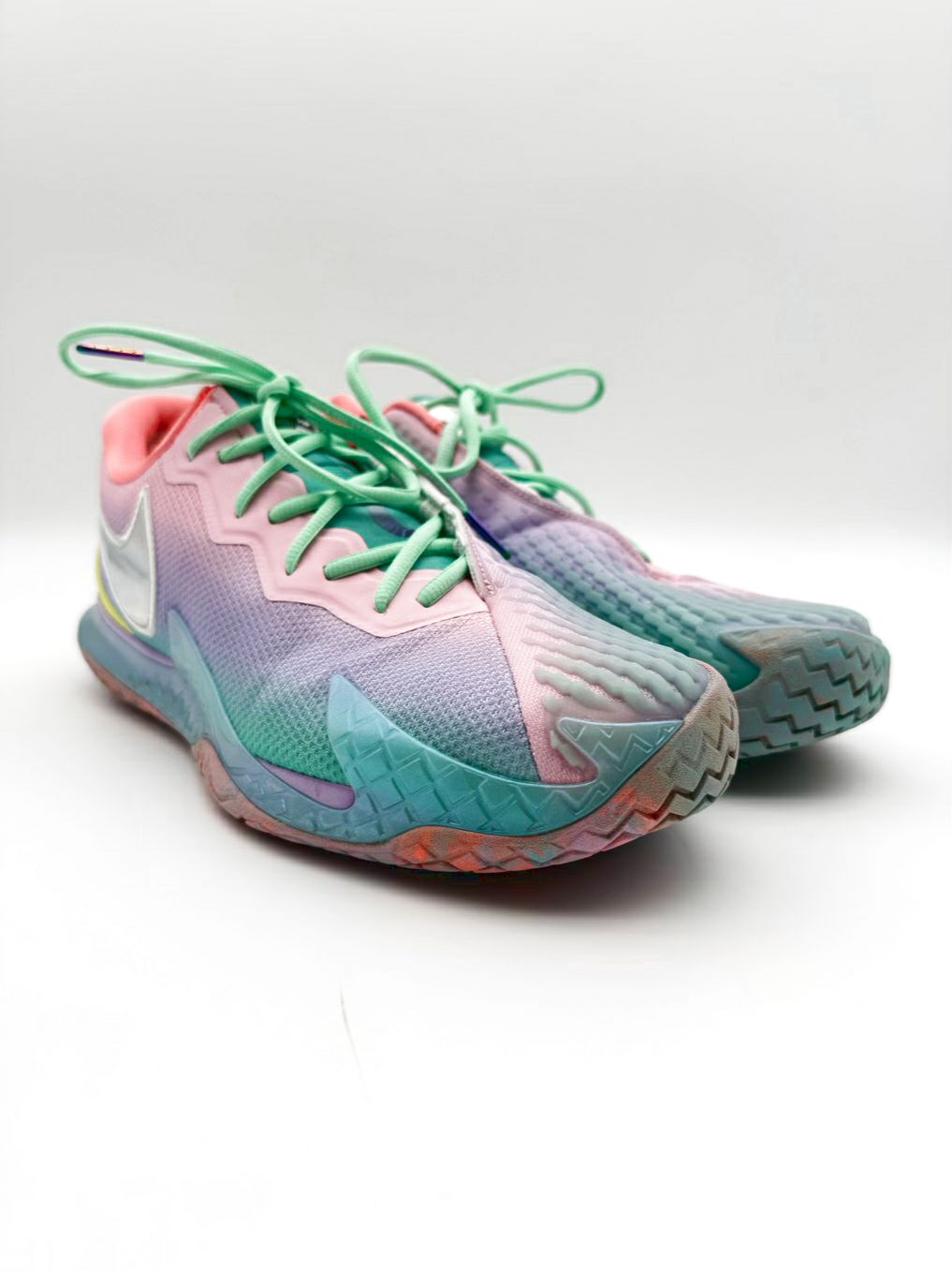 NIKE Court Zoom Vapor Cage 4 MENS Size 11.5 Pink, Purple & Blue Sneakers