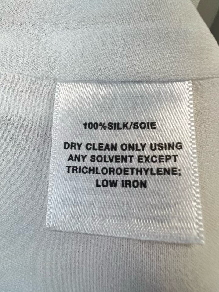 LAFAYETTE 148 Size 8 Cream Silk Sleeveless top