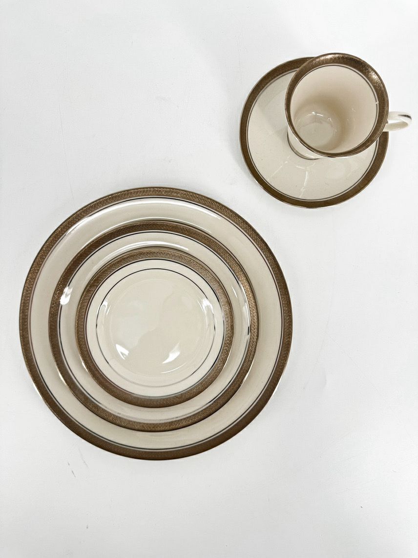 PICKARD White & Silver Geneva Set of 8 Dinnerware