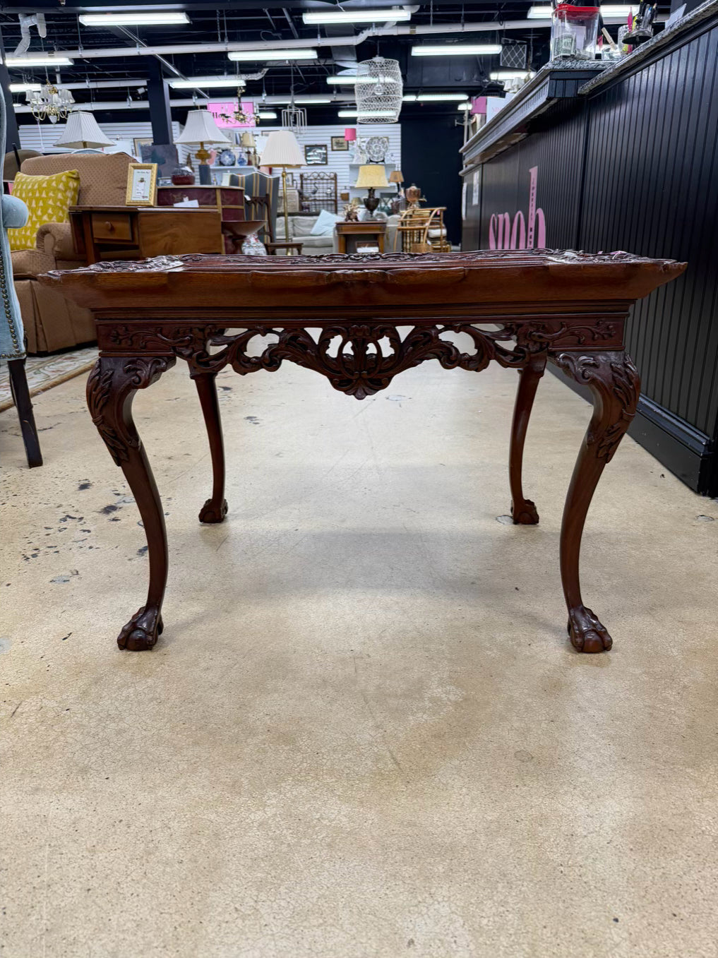 ANTIQUE Queen Ann Wood Carved Coffee Table w/ Removable Glass Serving Tray
