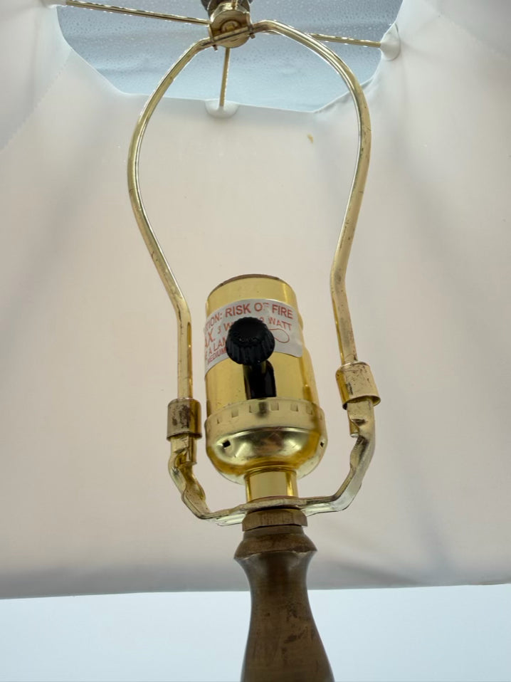 Brass & Metal Fleur De Lis Lamp w/ shade