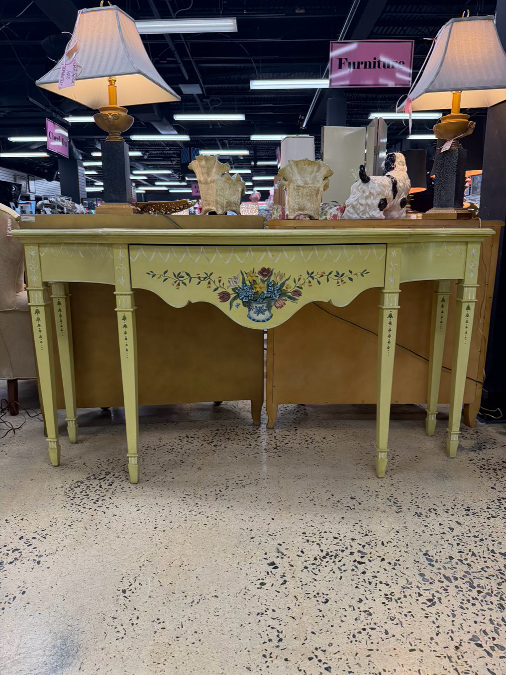 LEXINGTON SOUTHERN LIVING HOME COLLECTION Yellow Wood Console w/ Drawer