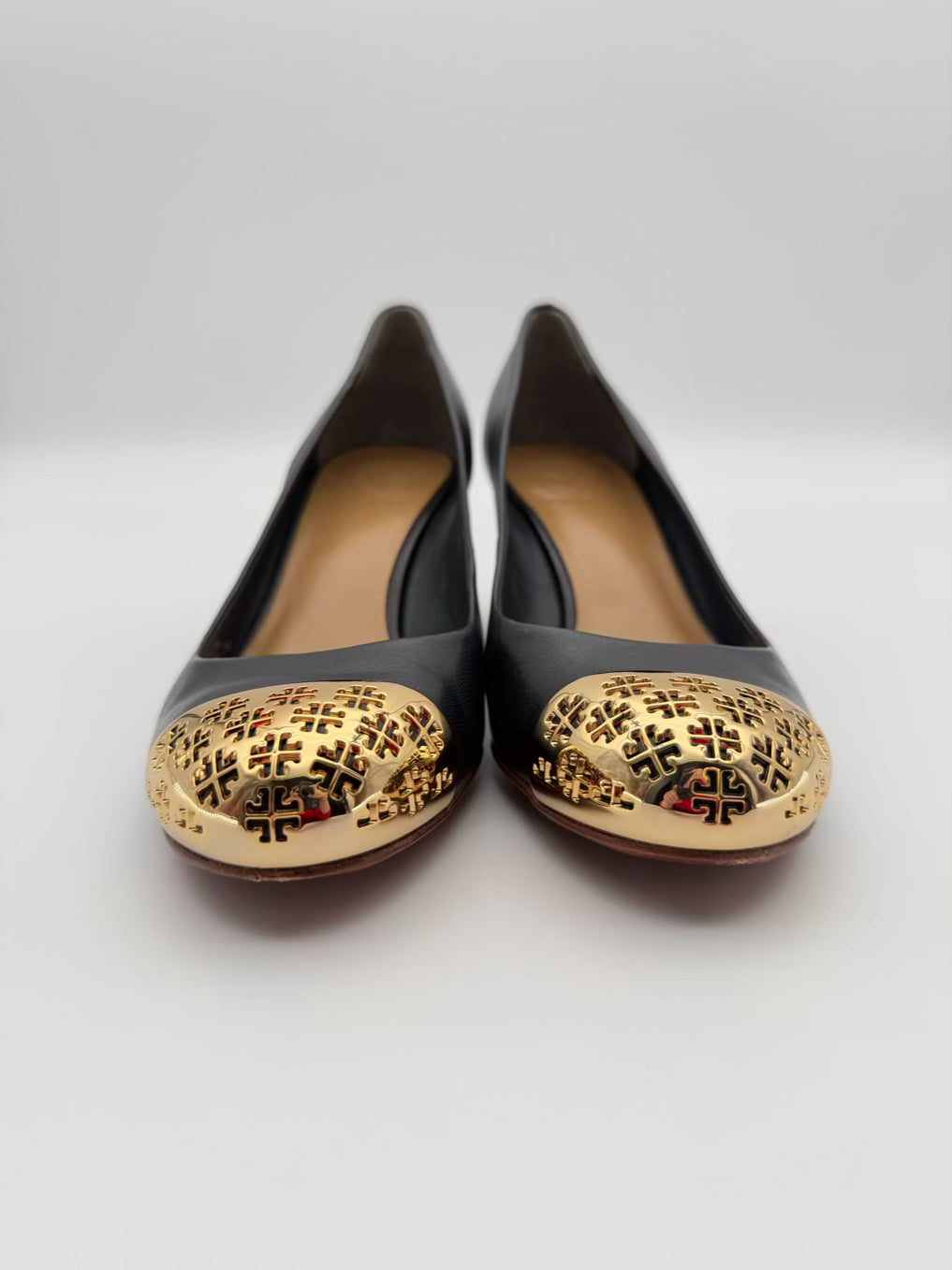 TORY BURCH WMNS Size 7 Navy Leather Gold Toe Wedge