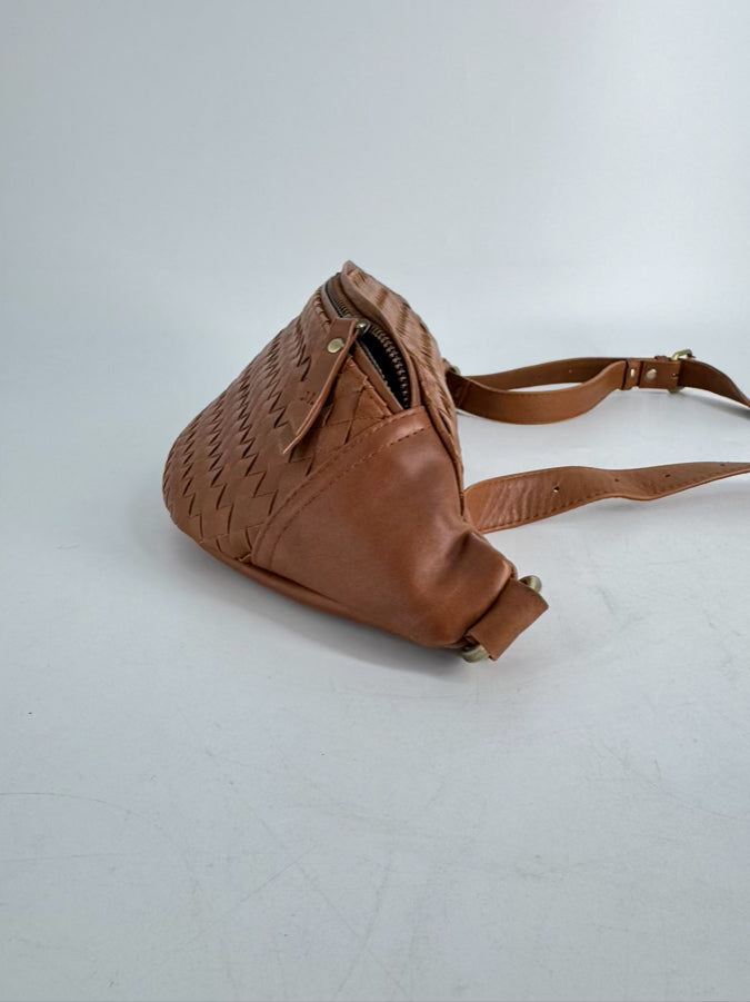 MANDRN Camel Woven Leather Fanny Pack