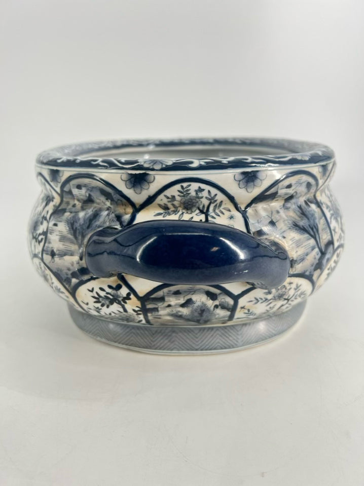 Blue & White Porcelain Oval Chinoiserie Foot Bath W/ Fish Handles