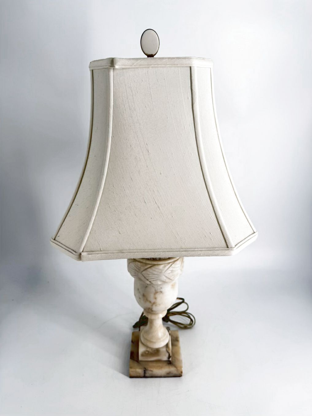 VINTAGE White Alabaster Urn Lamp w/ Shade