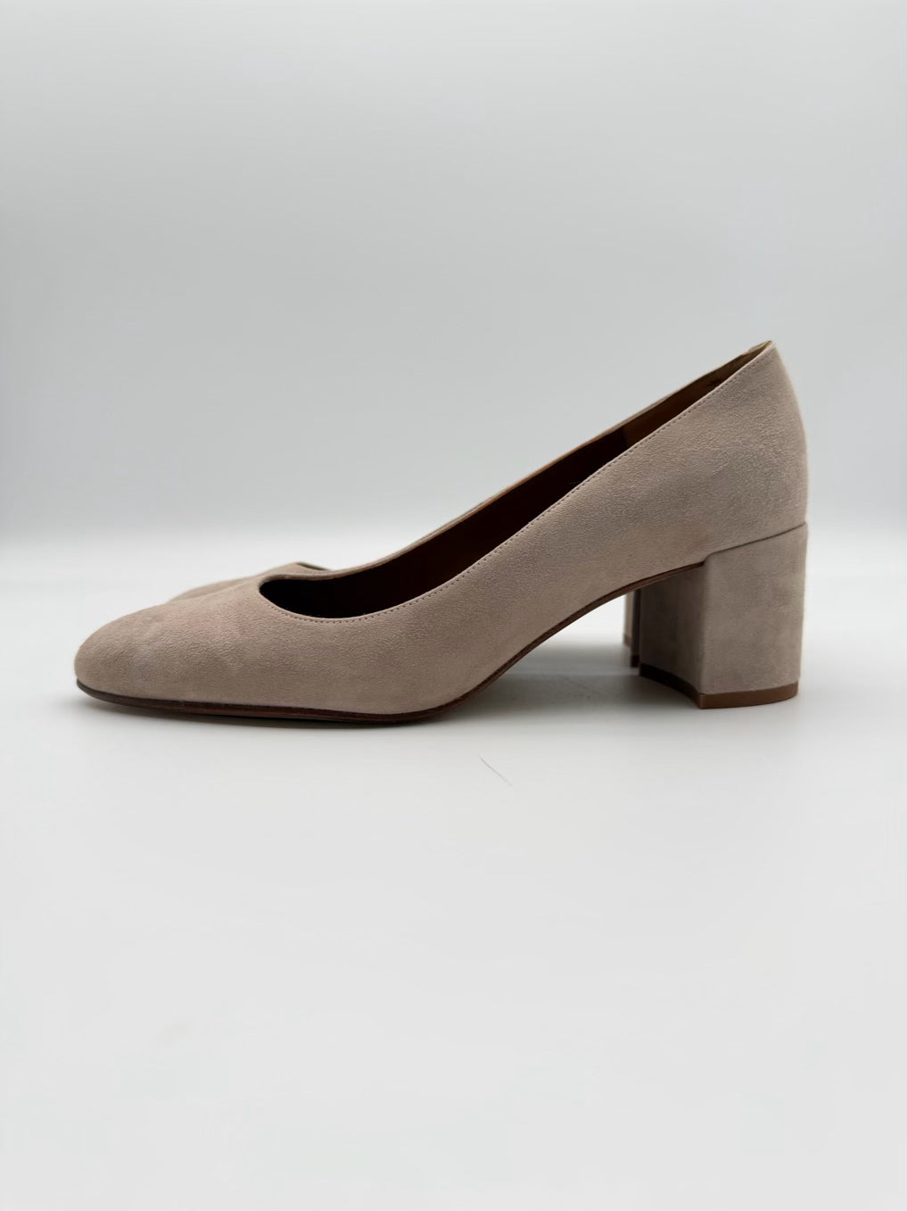 MARGAUX WMNS Size 38.5 Sand Block Heel