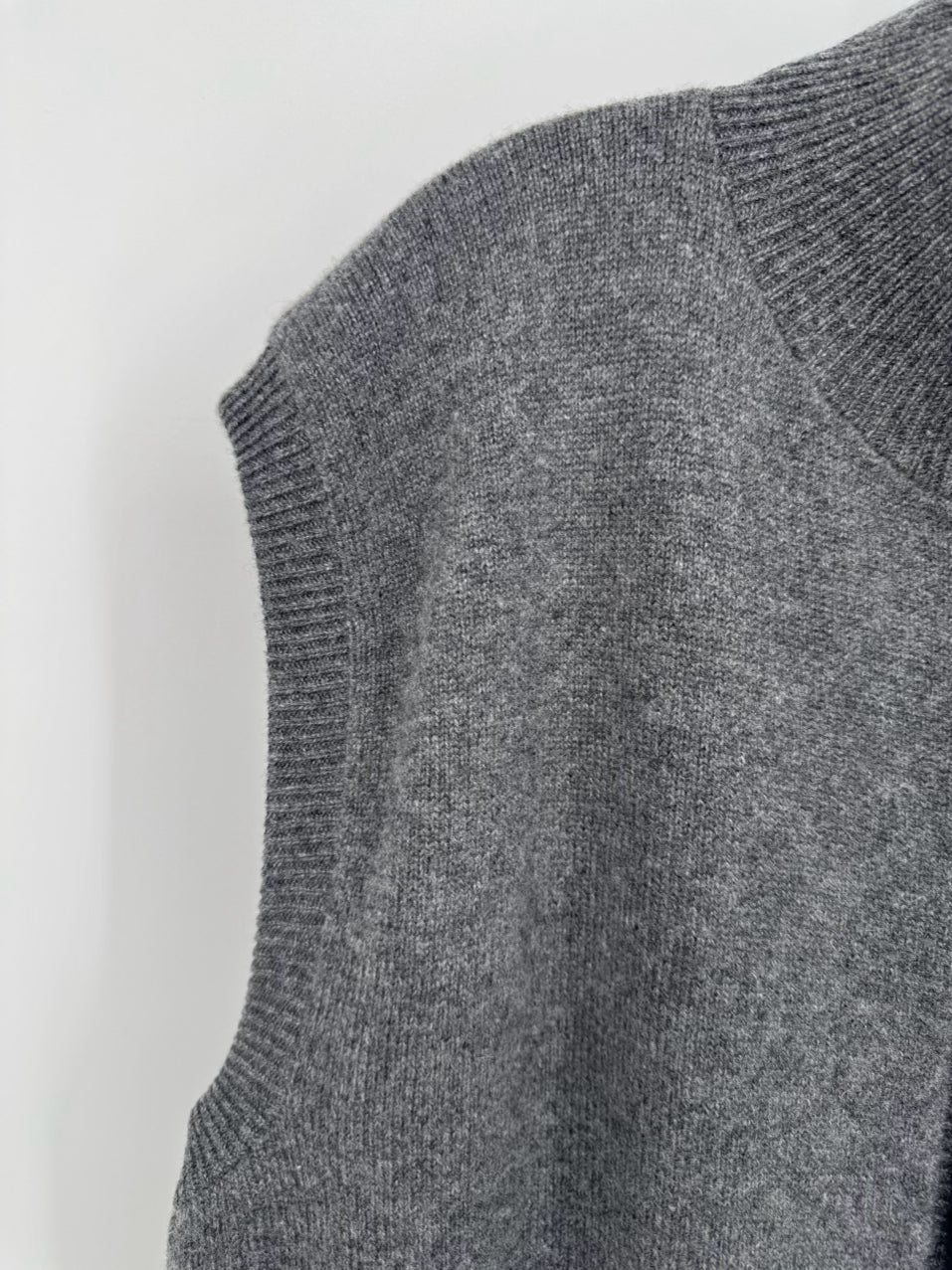 Size XL Gray & Navy Cashmere Reversible Vest