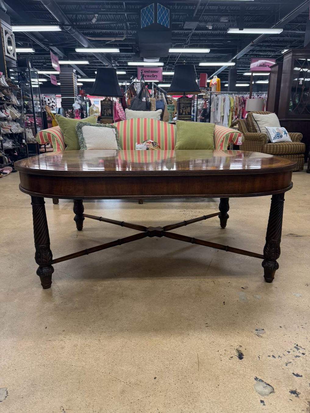 HENREDON Medium Wood Coffee Table