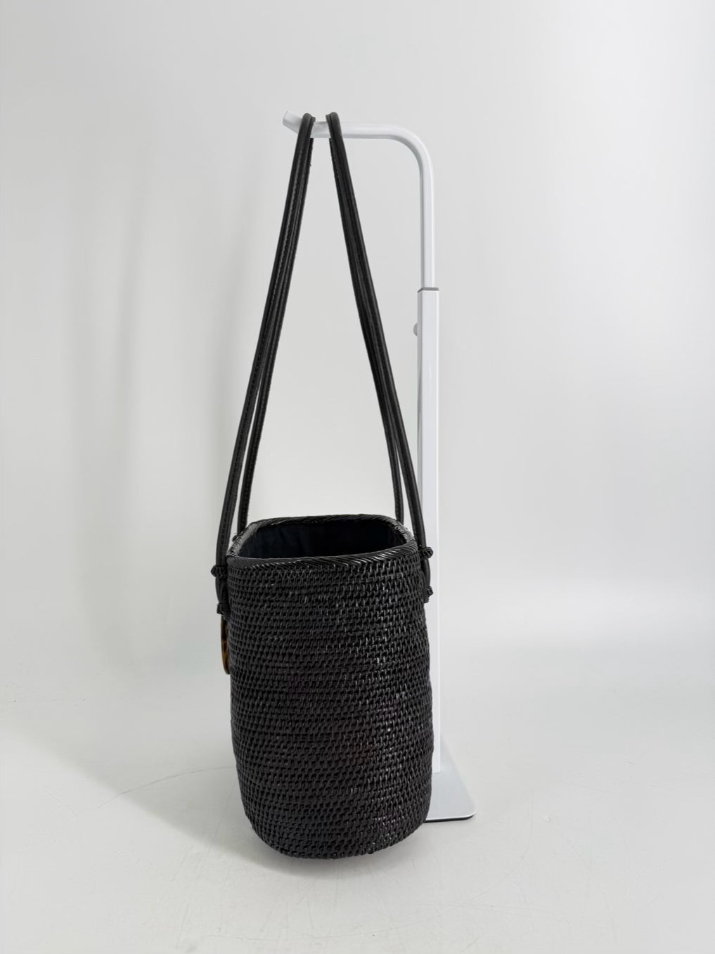 BOSOM BUDDY BAGS Black & Gold Sand Dollar Motif Straw Purse