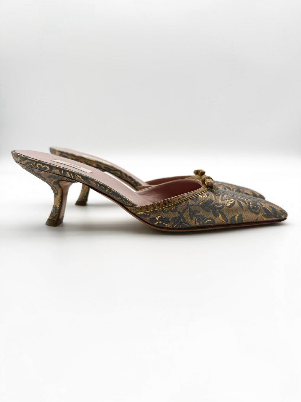 PRADA Size WMNS 35.5 Gold & Blue Tapestry Floral Kitten Heels