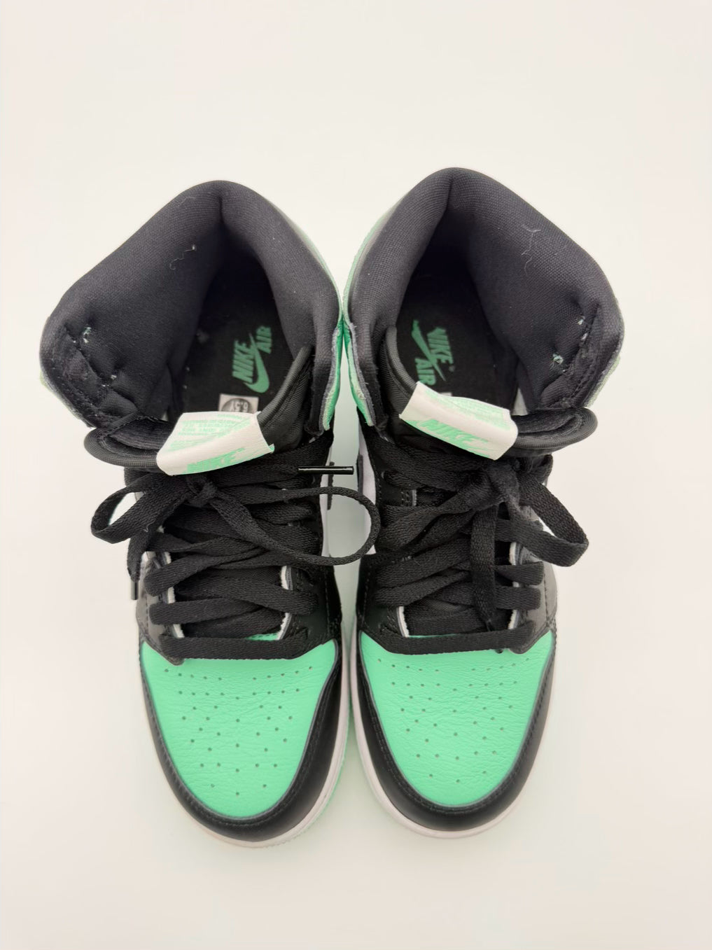 NIKE AIR JORDAN Retro High OG Green Glow Size Youth 6.5 Teal & Black Sneakers