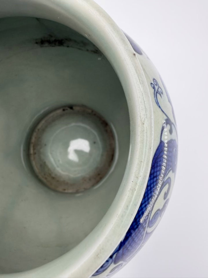 Blue & Gray Porcelain Pair of Ginger Jars w/ Lids