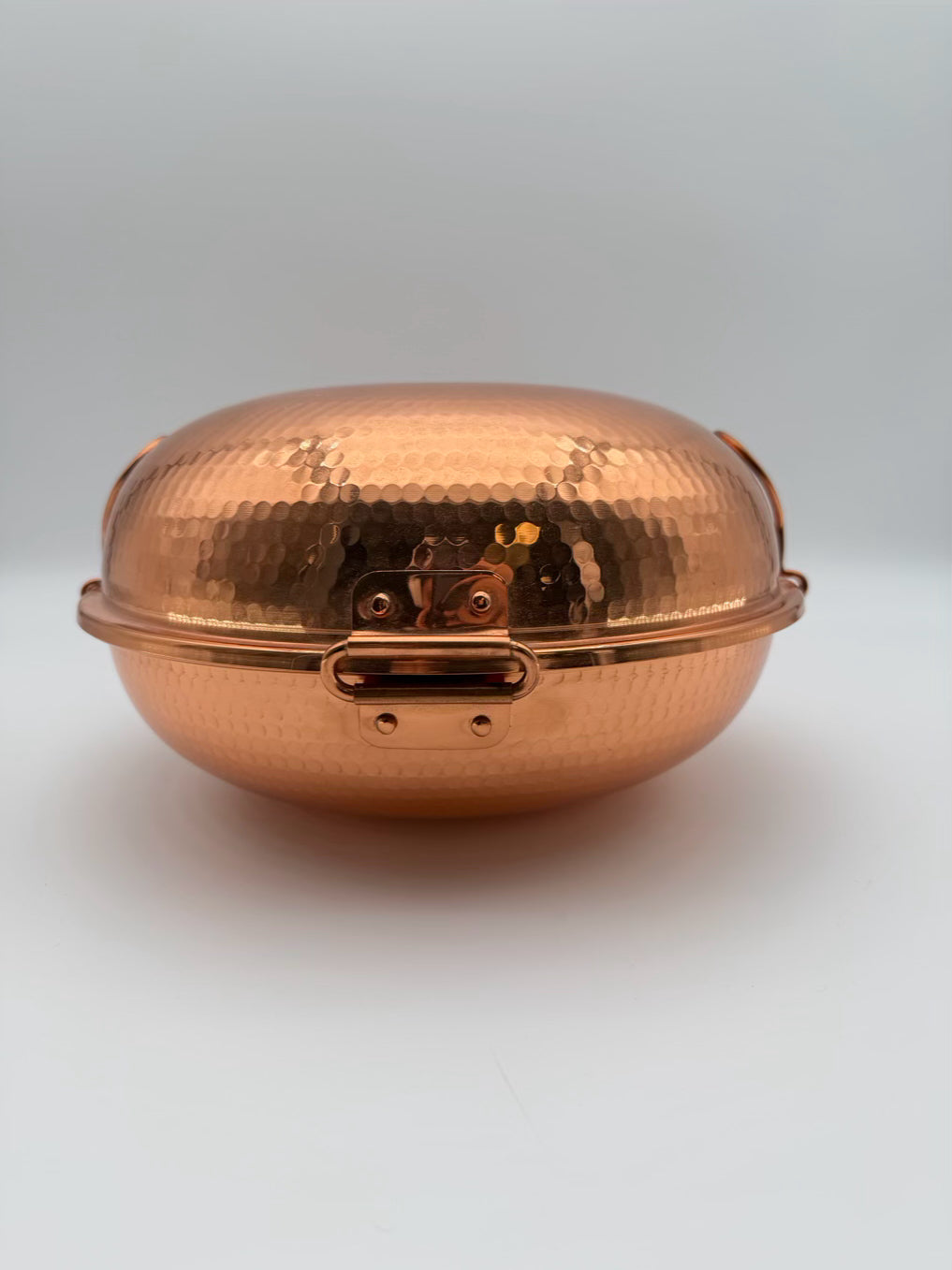 WILLIAMS SONOMA Copper Hammered Cataplana Cookware