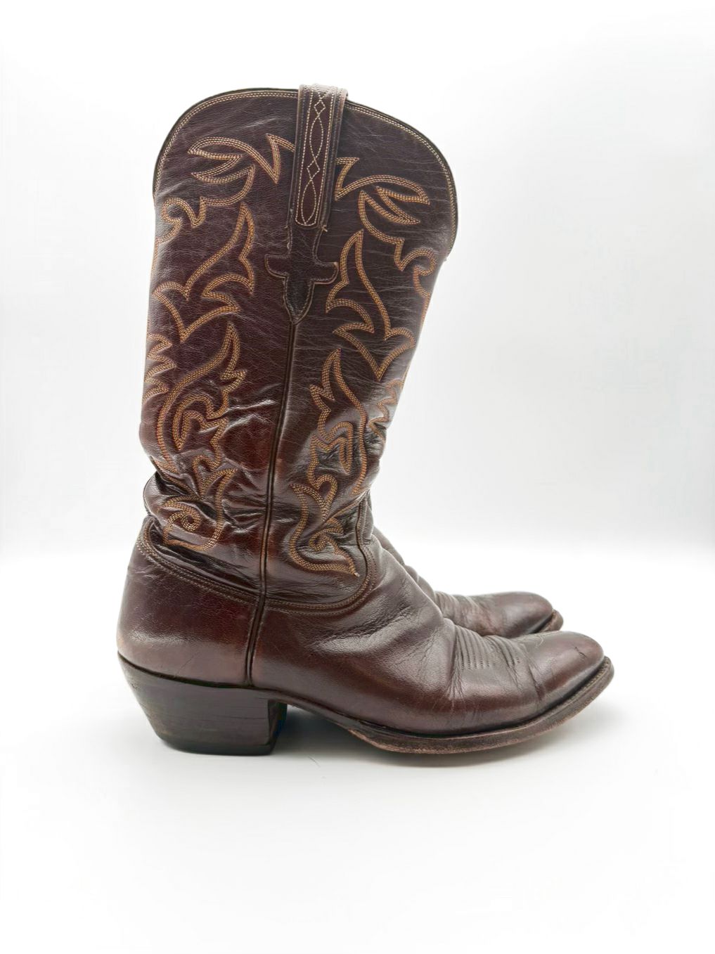 LUCCHESE MENS Size 10 Almond Leather Cowboy Boots