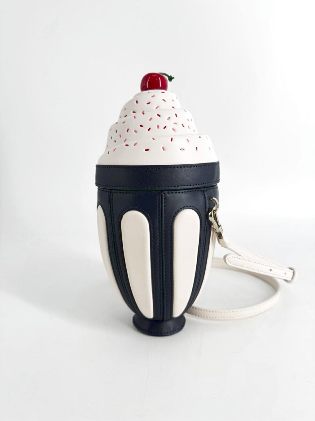 KATE SPADE Bing Ice Cream Sundae Blue & White Sundae Purse