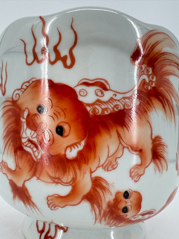 White & Rust Porcelain Foo Dogs Cachepot
