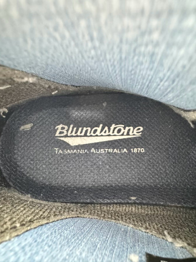 BLUNDSTONE Size 8 Navy Leather Boots