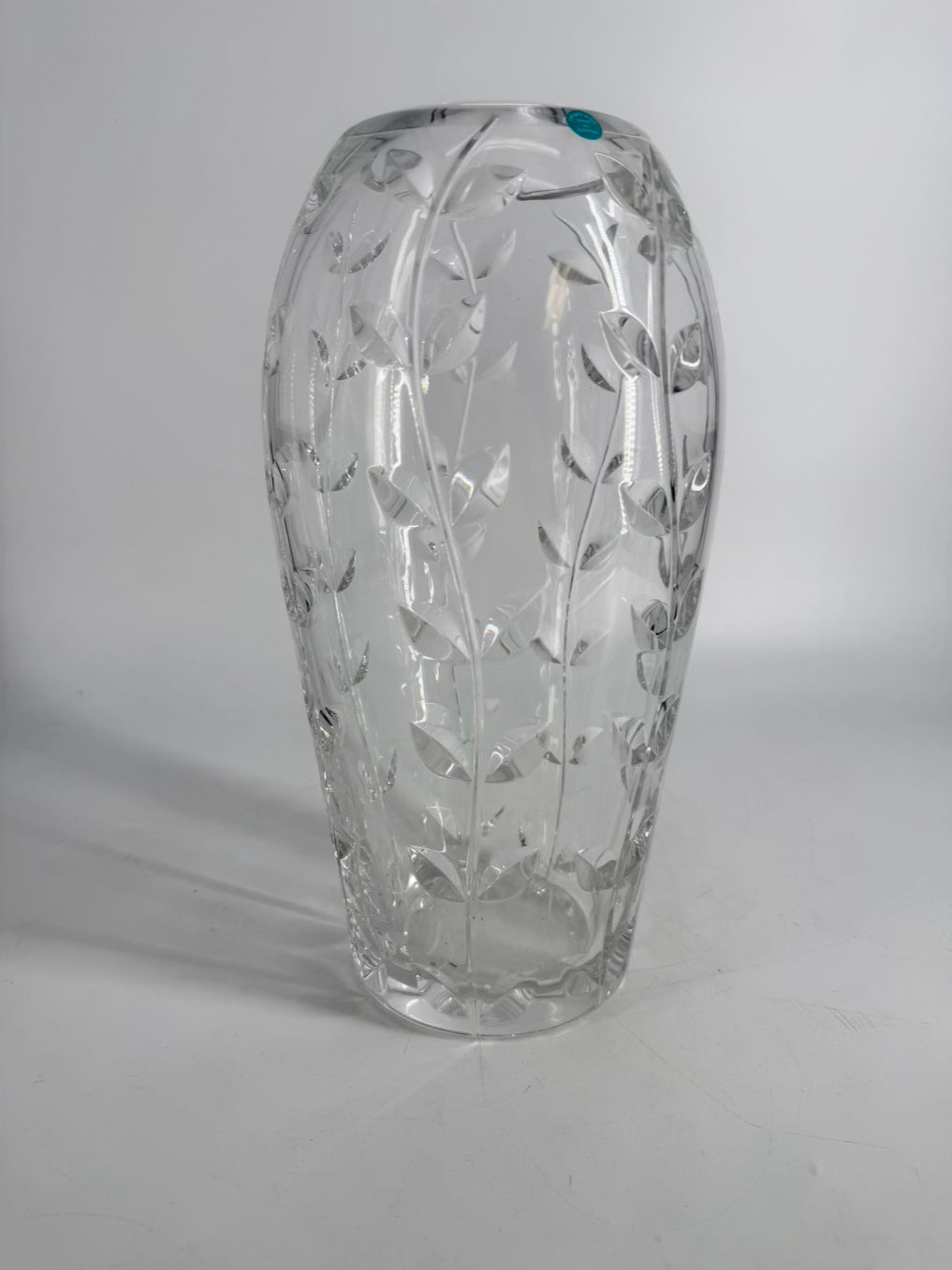 TIFFANY & CO. Clear Crystal Floral Vase