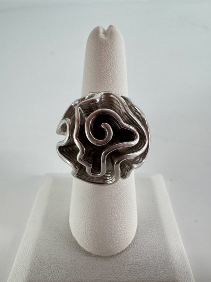 18K Abstract Rose Design Ring
