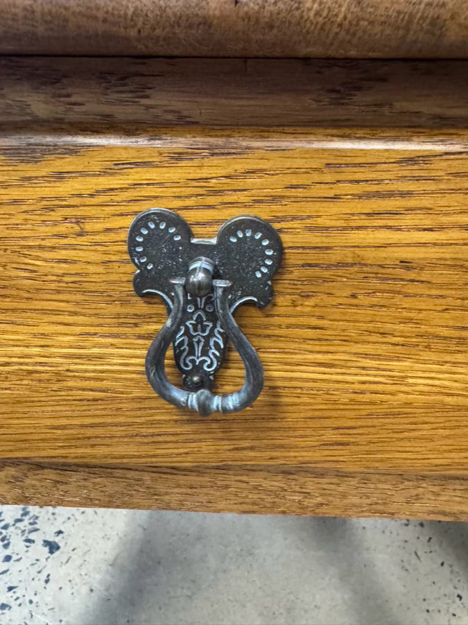 LEXINGTON American Country West Light Oak Pair of End Tables