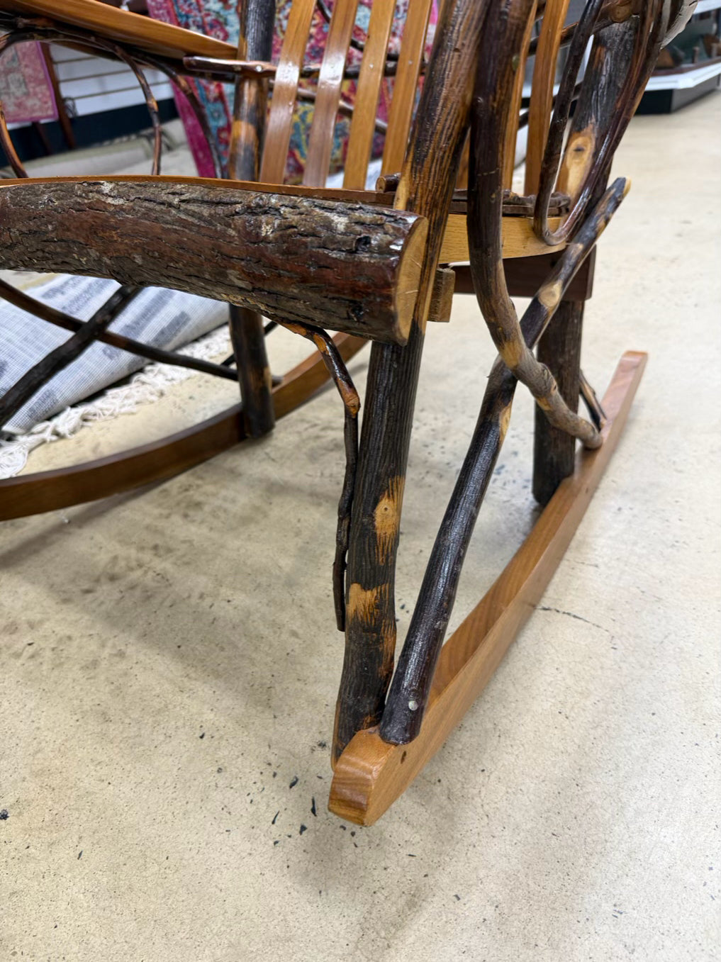 Light Wood Amish Style Chair
