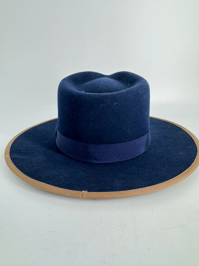GOORIN BROS Unisex Size Small Navy Suede Fedora