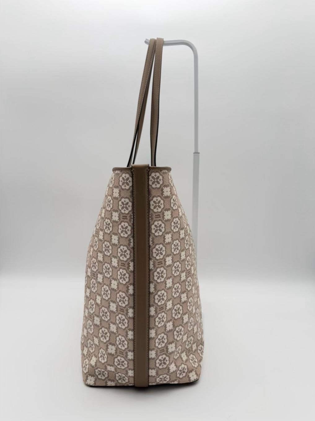 KATE SPADE Beige & White Coated Canvas Flower Monogram Tote Bag