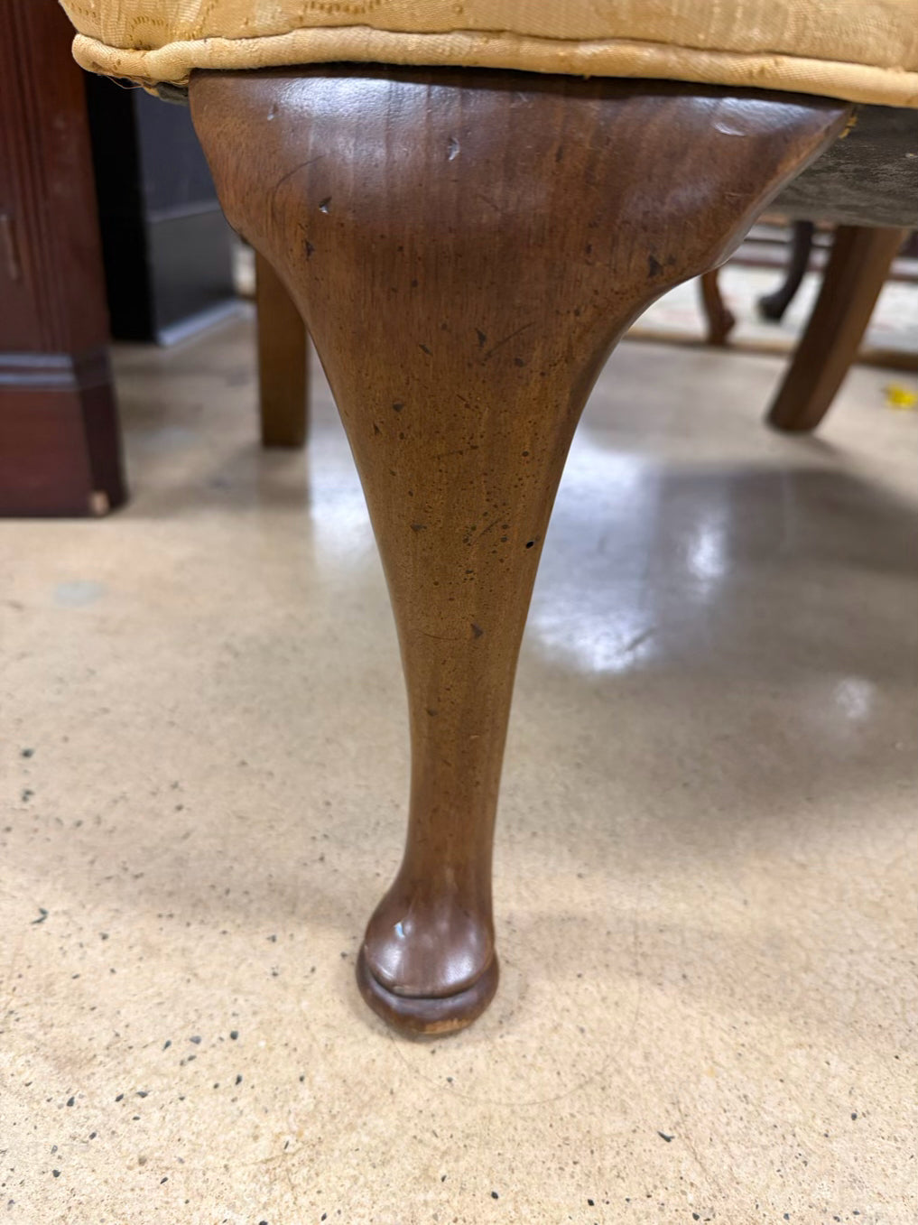 HENREDON Queen Ann Gold Chair