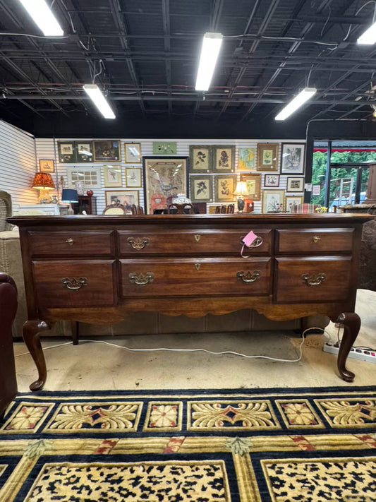 Wood 6-Drawer Queen Ann Side Board