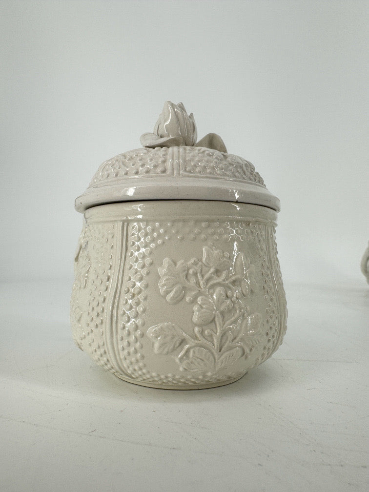 MOTTAHEDEH White Musee Set of 8 Pot de Creme