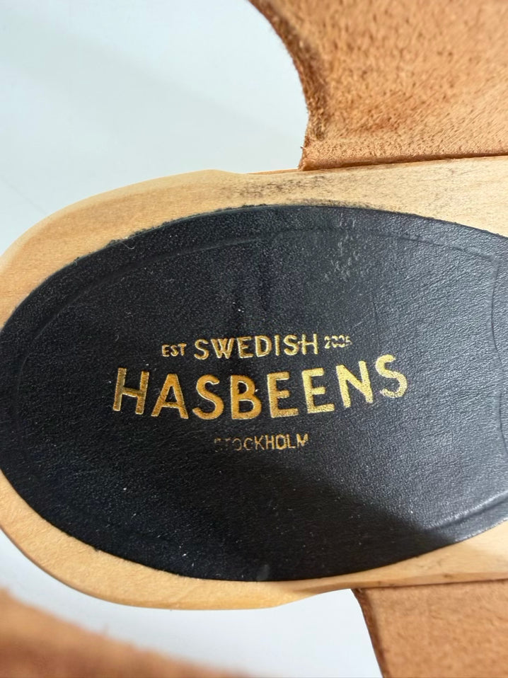 HASBEENS Size 38 Camel Leather Sandals
