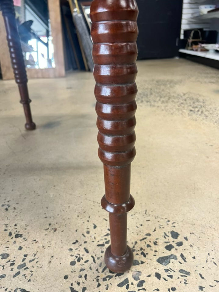 ANTIQUE Pine Drop Leaf w/ Spool Legs