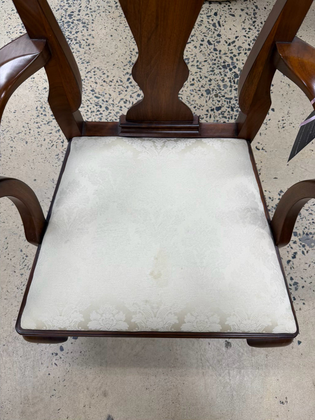 VIRGINIA GALLERIES Henkle Harris Queen Ann Black Walnut Dinning Table & Chairs